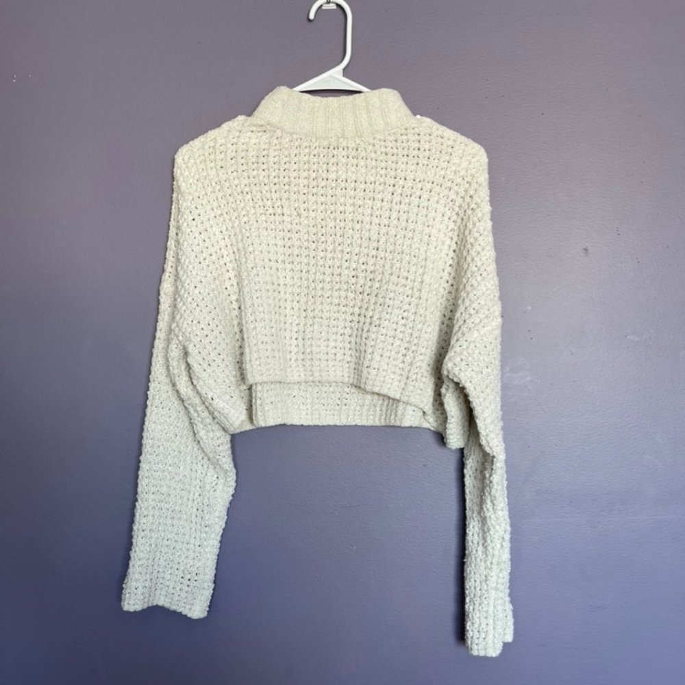 Urban Outfitters White mock neck knitted style cropped sweater